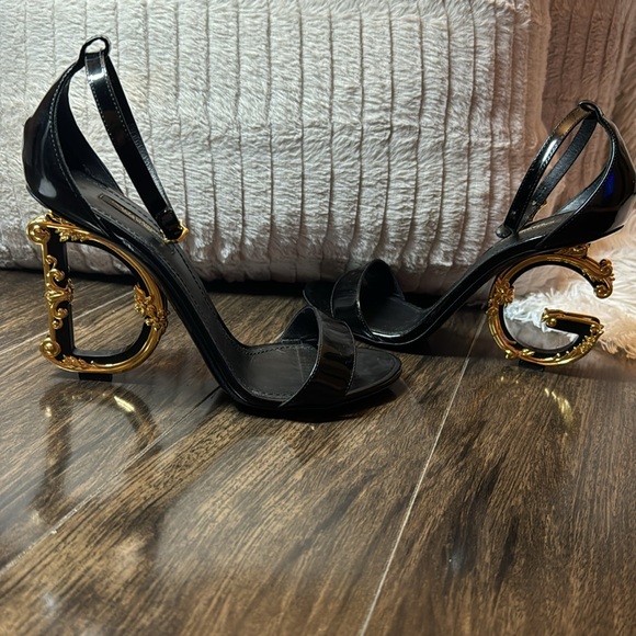 COPY - Dolce Gabbana Baroque Heels 39.5 - Picture 2 of 8